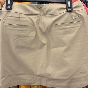 Nike Golf dri-fit skort (Size 4)
